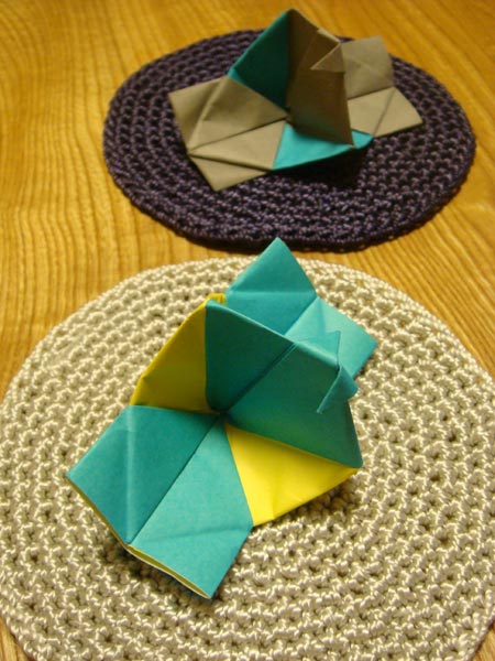 折り紙で作るカメラ ぱっちんカメラの簡単な折り方 Izilook